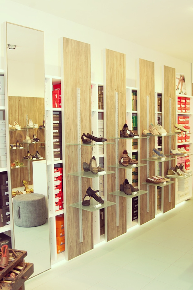 arredamento negozio calzature (9)